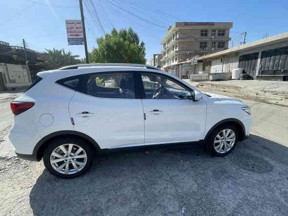 السلام عليكم 
MG ZS 2023 خليجيه 

محرك 1.5 تنفس طبيعي 

ماشيه : 86 الف كيلو متر 

رقم اربيل سنويه وهزه باسمي 

—————

مواصفات:

-شاشه كبيره 

-بصمه 

-البيبان بصمه

-كشنات قماش

-تبريد بيانو + لمس من شاشة

-تبريد قطعتين 

-اناره محيطيه 

-لد نهاري 

-سايد بريك بصمه 

-اوتو هولد 

-كامره دواره 

وبعد بيها هواي مواصفات

—————-

الكشر:

مكفوله من الضربه والصبغ فقط رصعه

—————

ميكانيك:

كير محرك صدر تبريد كهربائيات بحالة الوكاله

ادامه كامله 

تخم تاير جديد 

—————

مكاني الصالحية 

السعر: 122 وبيها مجال بسيط للشراي 

رقمي : ***********
