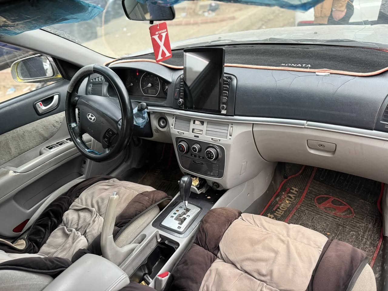 سوناتا 2007 للبيع 
كابون بانزين
قطعتين صبغ جماليه بخ بدون دواخل
رقم نينوى
السعر 90 وبيها مجال
***********///***********
