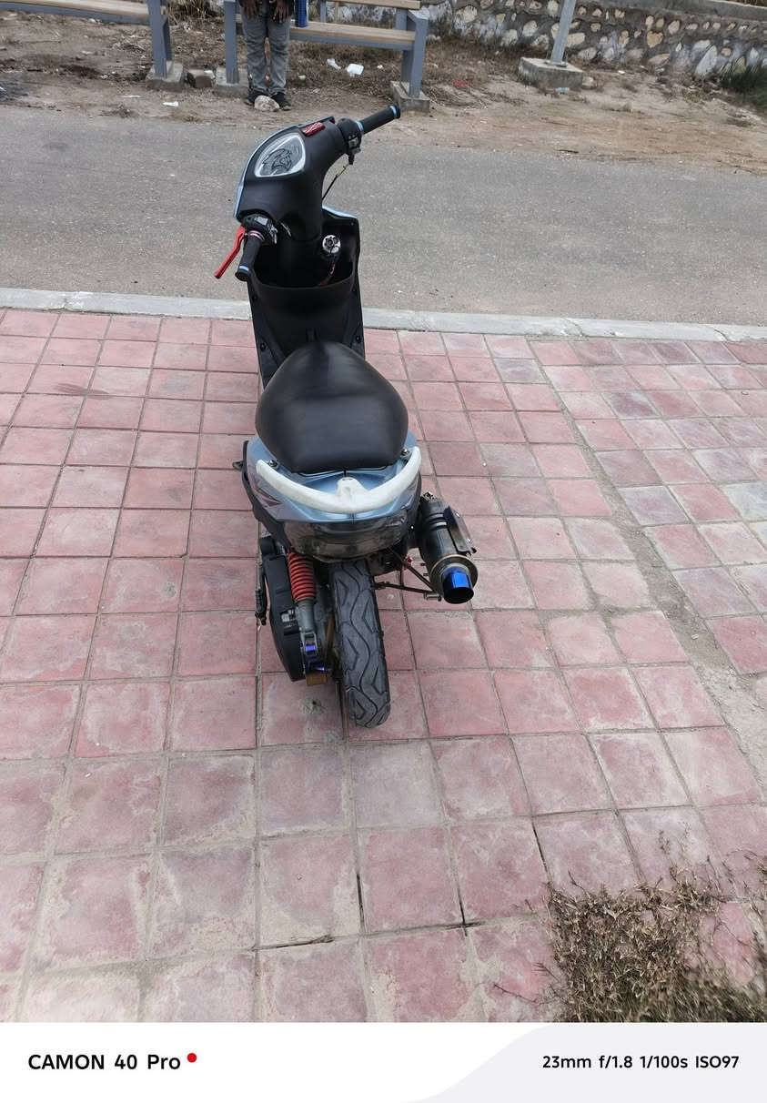 يالله السلام عليكم دراجه ماكس عدله للبيع فول تزويد أقره المنشور وتصلدبلات أمامي تزويد
وياله تزويد +قطره دهن
بوشه 55
بدأت بريك 
صالنصه حلزوني
كت كلجات
رباط مكينه راجع
سلف رياضي 
دبل خلفي
الدراجه فول واحد ع واحد السعر 800 وبيها مجال مكاني كوفه براكيه شارع المطار القديم غير متواجد ع فيس بوك اتصل واني بخدمتك ***********
