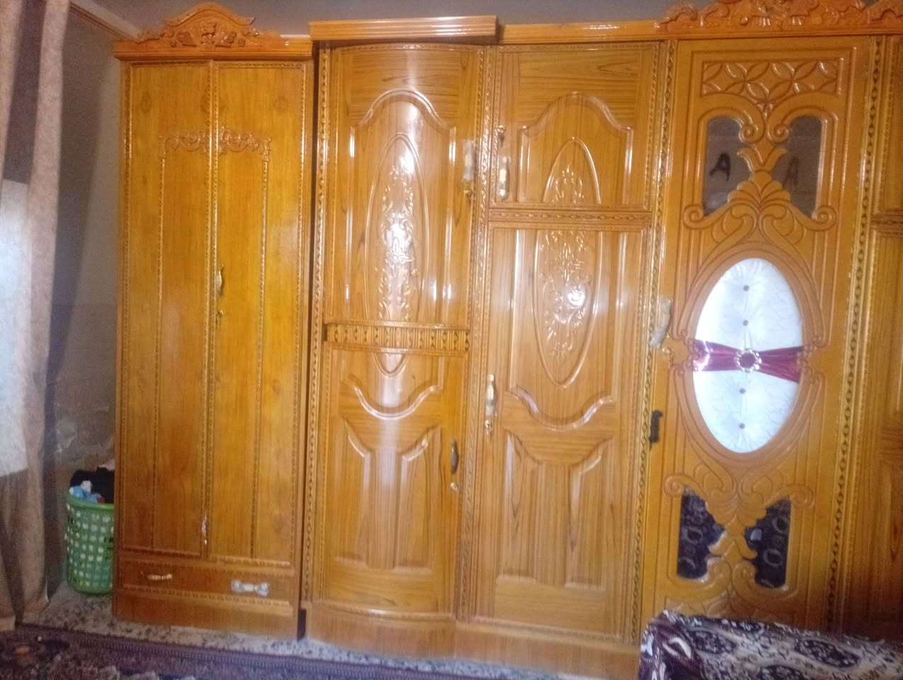 السلام عليكم غرفه للبيع اخشاب انتصلو على هذا الرقم *********** بي واتساب
