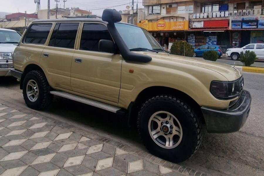 تويوتا لاندكروزر 1997 مميزة في كل العراق
فقط 181 ألف كم
السيارة مزايدة بدون رقم
جميع أجزائها بشرط الفحص
لا تحتاج أي مصروف

كهرباء كاملة ومضبوطة

🟦 السعر  _ الطلب في التعليقات سيأتي إليك مباشرة 
                  فقط على الصفحة مو على كروب

القير والمكينة بشرط
لا يوجد أي مشكلة فيها

رقم المالك:
***********
واتساب
