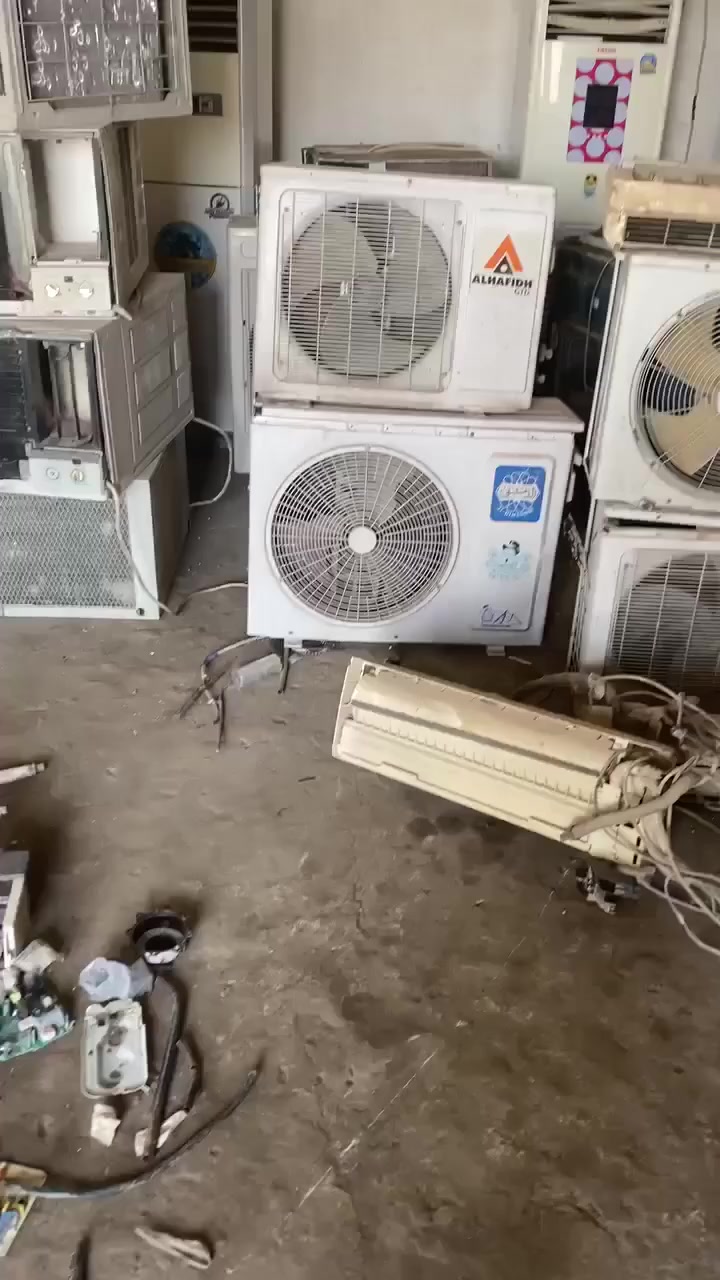 أشتري  سبالت عاطلة 3طن ب 140الف 2 ب90 طن ونص ب 60 مكيفات من50 لل 70مولدات باتريات وايرات كيبلات فافون نحاس مبردات+حديد ستكراب شعدك غراض  راسني ع الخاص مفتوح *********** @***********
