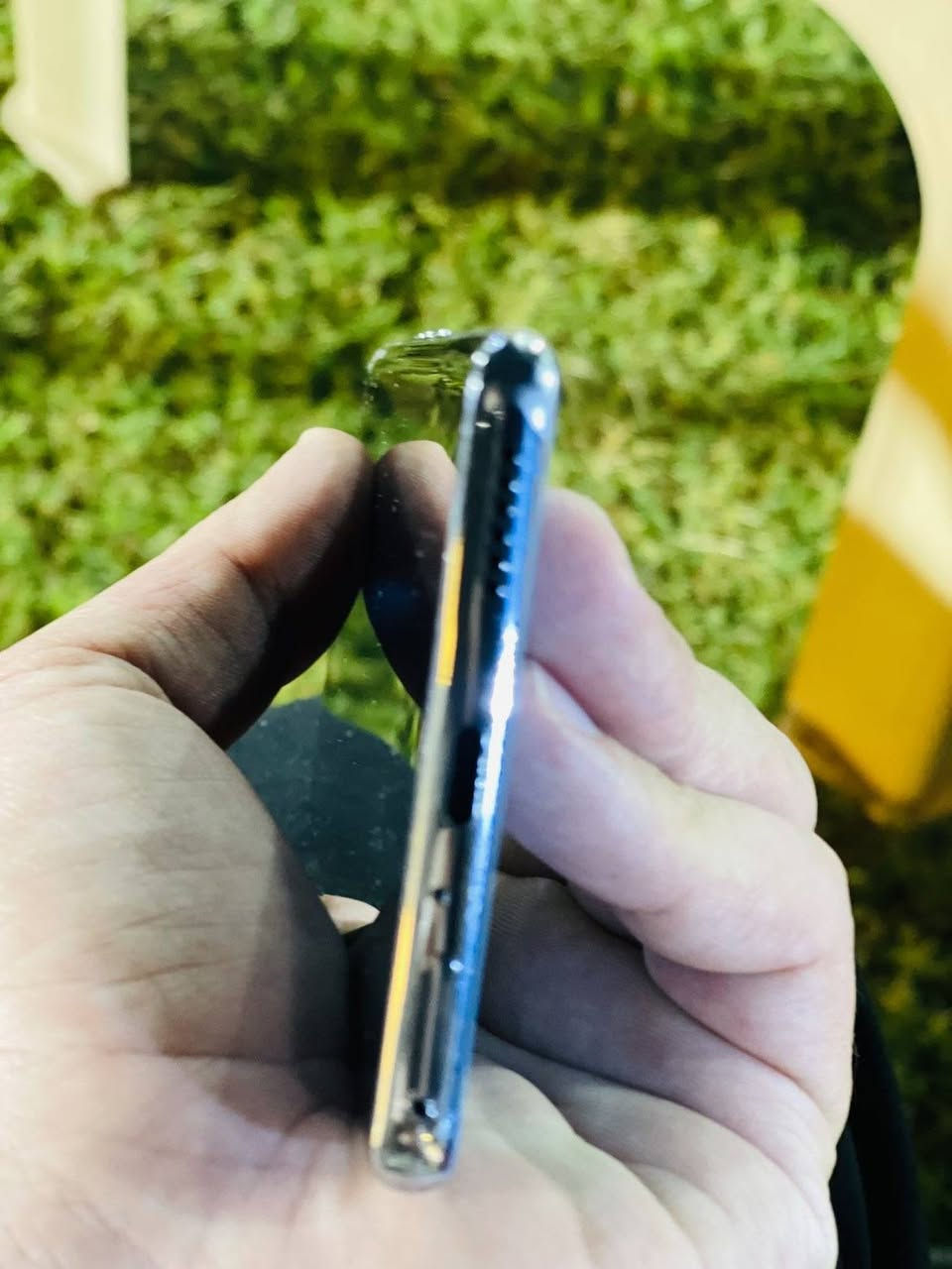 Tecno camon 40CNN Pro 5g
سلام عليكم 
جهاز للبيع 
تكنو كامون 40 برو فايف جي 
الذاكرة 256 
العشوائيه 24 
فول مواصفات 
90 فريم ببجي
مقاوم ماء قبار وكسر 
IP69
ضد اكسر أعيد واكرر
وخاصية AI أو الذكاء الاصطناعي
معالج دايمون ستي 7300
فول بل ألعاب 
شاشه 144 هيرتز 
كامره 50 ميكا بكسل 
ملاحظة بي خدوش واضحة بصور ممأثره عشاشو
السعر325


**إذا كنت صاحب هذا الإعلان وتريد حذفه لأي سبب، رجاءا أرسل رسالة إلى الدعم الفني**
