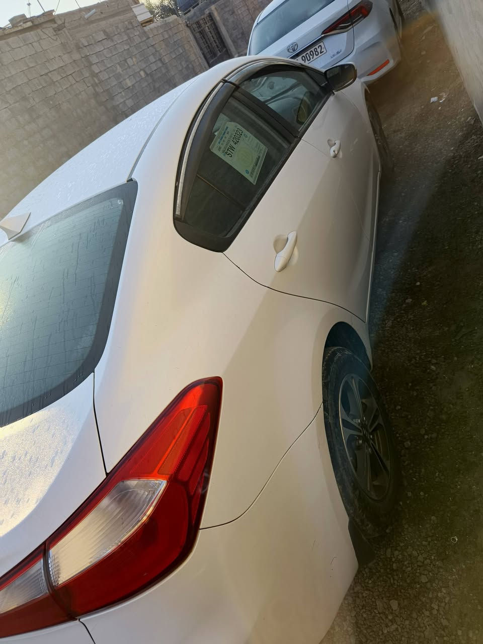 فورتي ٢٠١٥ السياره حادثها جاملغ امامي ومعمر نفسه يحتاجله بس رش صبغ السياره خير من اللهكير محرك تبريد صدر جديد دبلات جديد العنوان بغداد الحريه او بغداد سريع ابو غريب قرب جوهره العدنان ***********سعرها ١١٠ وبيها مجال حق الجيه
