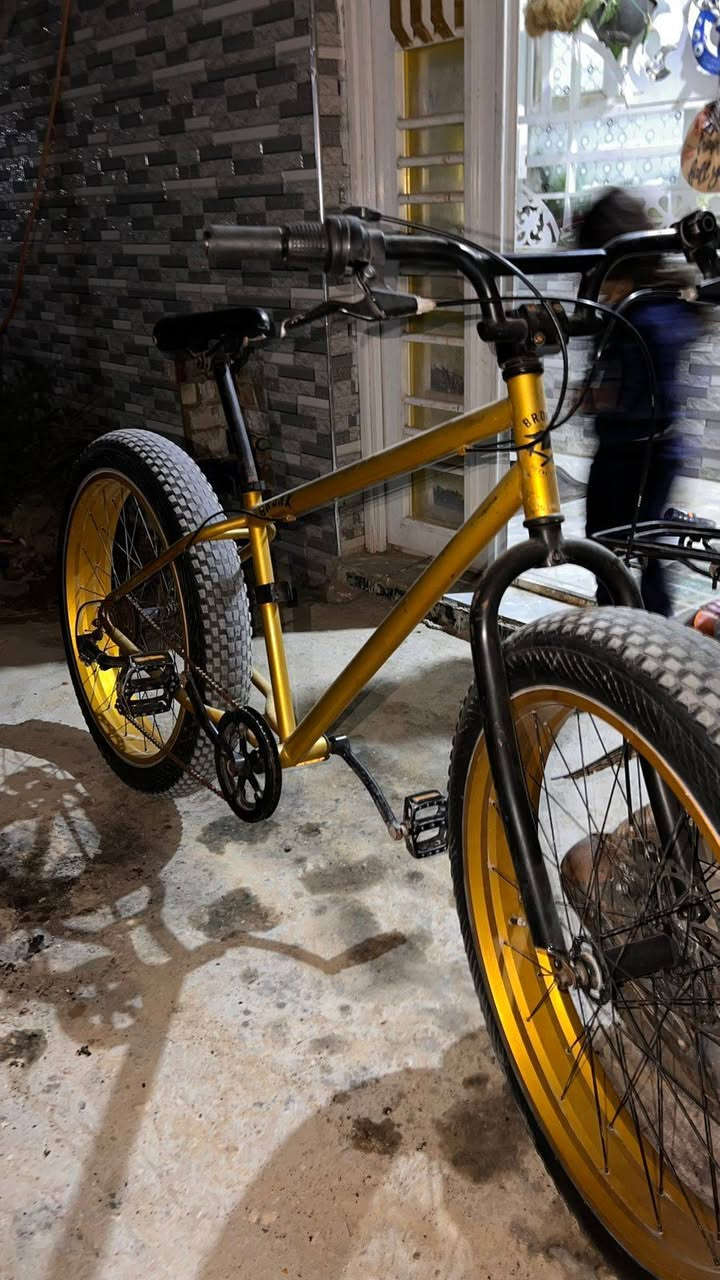 بايسكل دبابه للبيع ايطالي واصلي وصل الشراء موجود ومستعجل كلش على بيعته السعر 180 المكان حي العباس وهاذا الوحيد بكربله بهل حجم


**إذا كنت صاحب هذا الإعلان وتريد حذفه لأي سبب، رجاءا أرسل رسالة إلى الدعم الفني**