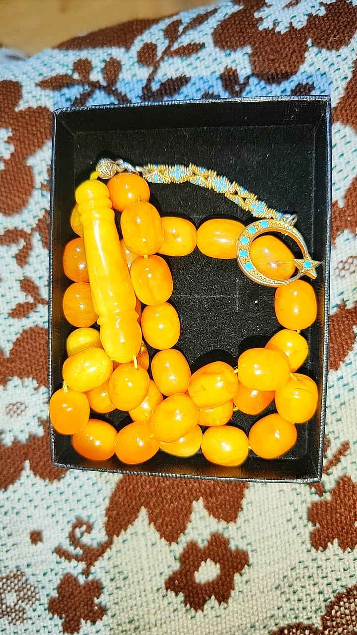 بعد اذن مدير الكروب
كهرب ٢٥ غ  مغلف طبيعي كركوشه فضه وذهب ومرصع فيروز.. للتواصل خاص @إشارة


**إذا كنت صاحب هذا الإعلان وتريد حذفه لأي سبب، رجاءا أرسل رسالة إلى الدعم الفني**