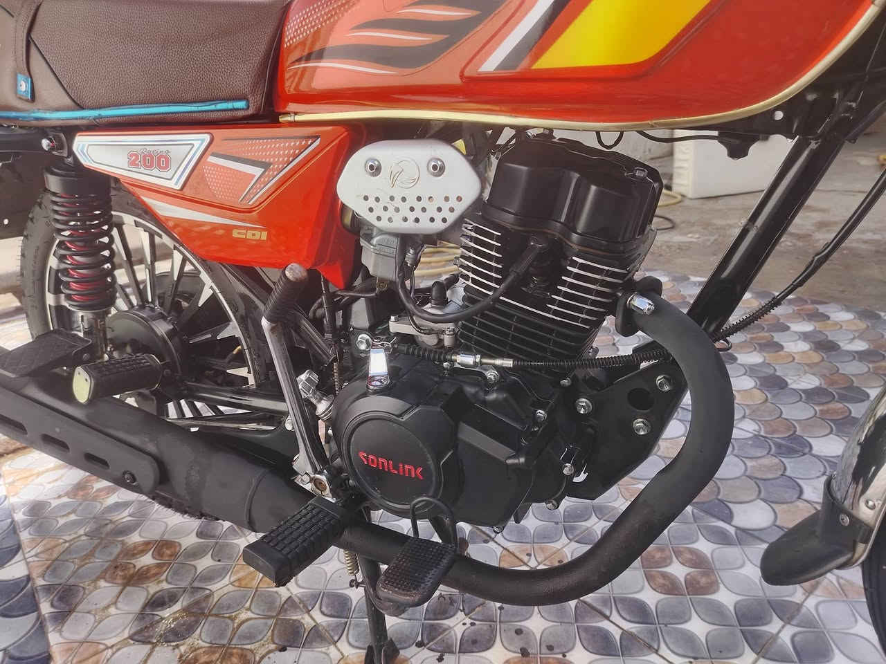 السلام عليكم سافان 5 كير أوراق بغداد ماشه قليل محرك 200 اتصال ***********
