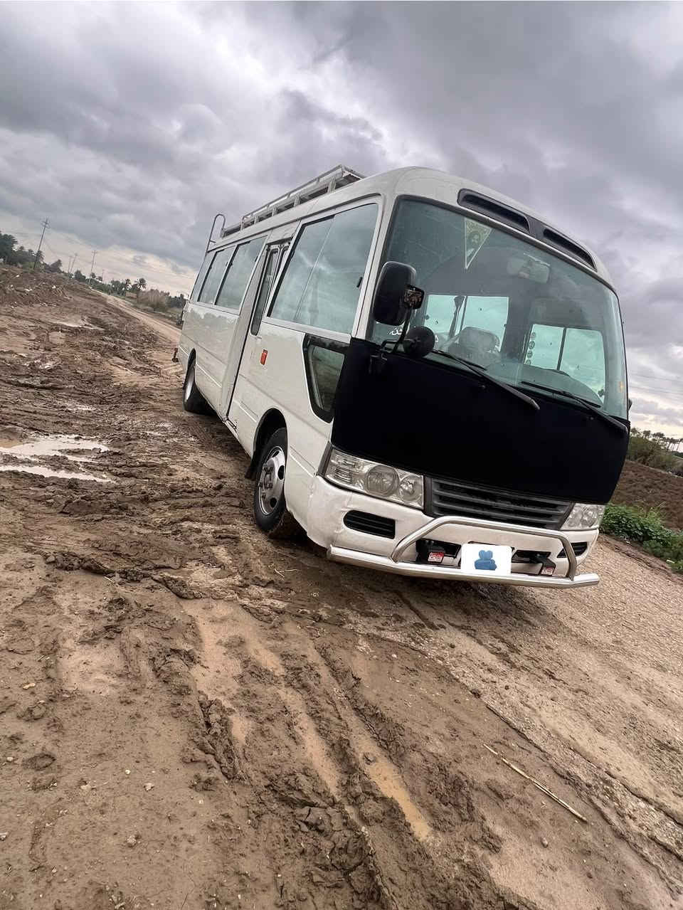 السلام عليكم البيع كوستر موديل 2014رقم بغداد عاليه فوال موصفات تدفه تبريد يوبس حاكيه سله داخليه جوبلس بلادي وركه ضافيه كامله الخير منضومه غاز السياره كفالة عامه بيه ملاحضه شويه يم الباب العبري مكينه وكير وكسن وحداديه كله كفاله كشن ستاركس مصفره هيه وغرمان وصل خط جديد مكان بغداد الدوره قرب علوت الرشيد 
***********
***********
