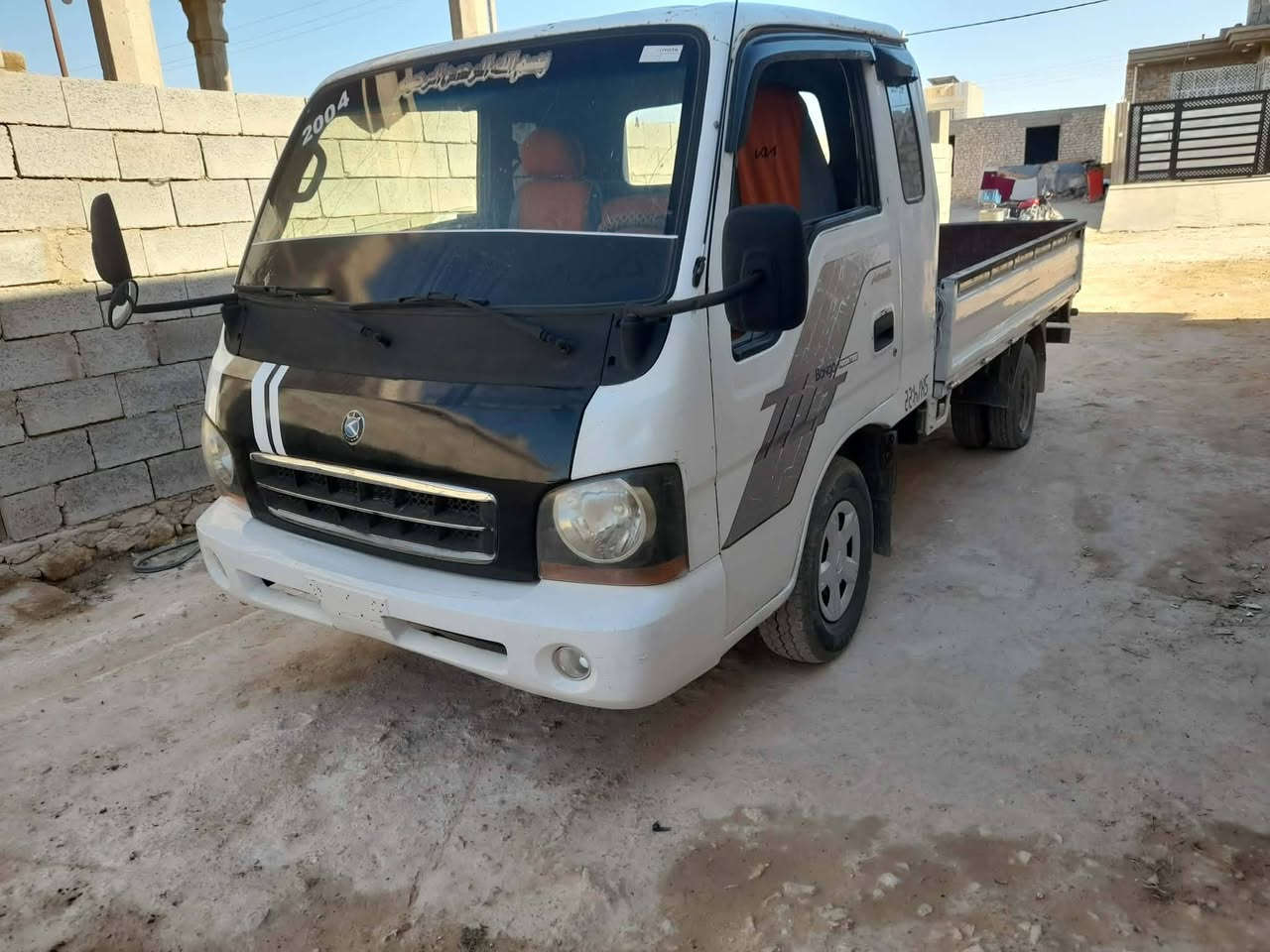 للبيع كيا سايلند موديل ٢٠٠٤ 
محرك وكير وكسن شرط 
سياره جديده 
سعر ٣٣ 
ملاحظه مكلف بنشر اتصل على راعيها ***********
