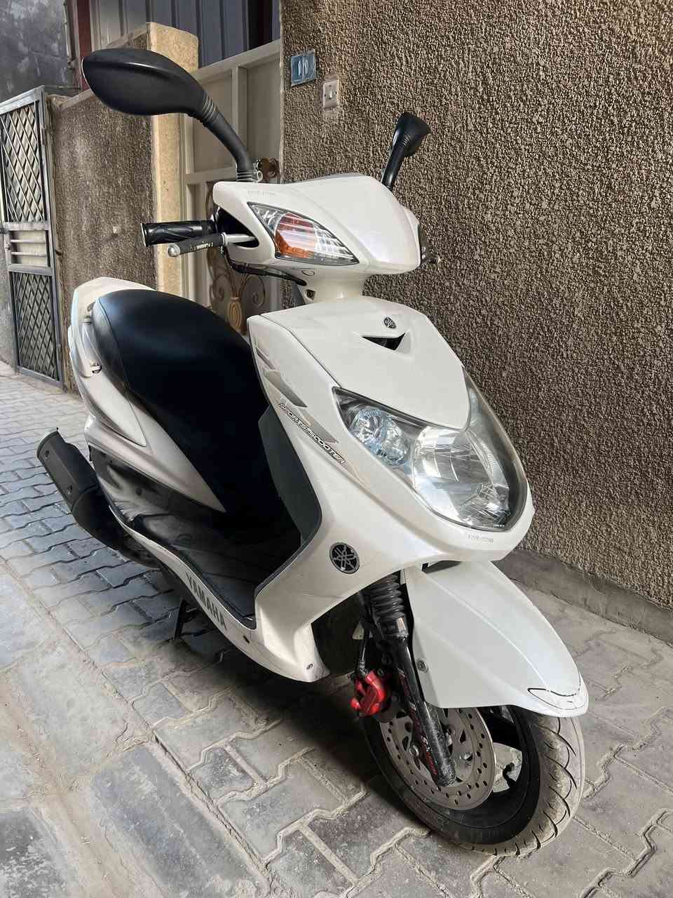 السلام عليكم دراجه سكنس كوري جديدة على وضع الشركة
مكفولة كفالة عامة مال رمبة العنوان بغداد المنصور رقمي ***********
