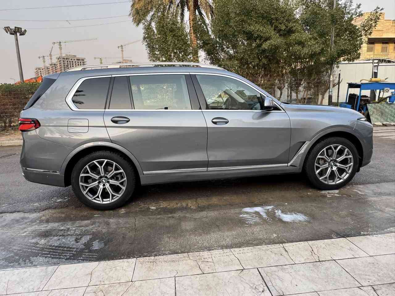 BMW موديل 2025 X7
ماشية 24  الف كم

الضرر باب وجاملغ و بنيد تبديل صبغ

رقم بغداد

جاهرة صفر مسج

ايرباكات كلهه راجعة اصلية وشغالة

فول مواصلات 

السعر 620 ورقة 

صورة الحادث بالمنشور

للتواصل وتساب ***********
