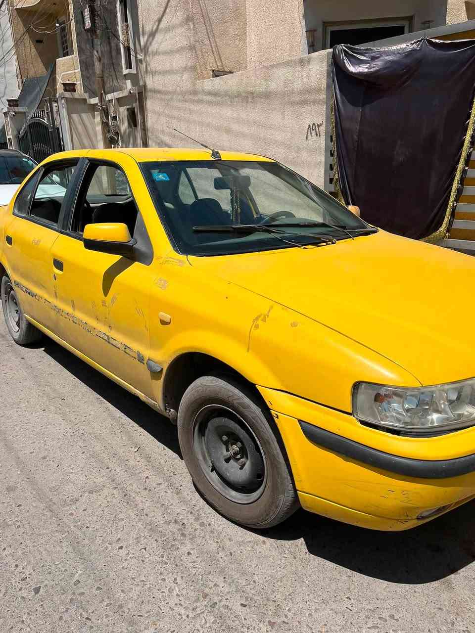 من رخصة الادمن
سمند محور كير ومكينه كورلا اوتوماتيك بدون تبريد رقم بغداد انكليزي الجديد سعر 26 وبيه مجال 
الزعفرانية
***********
