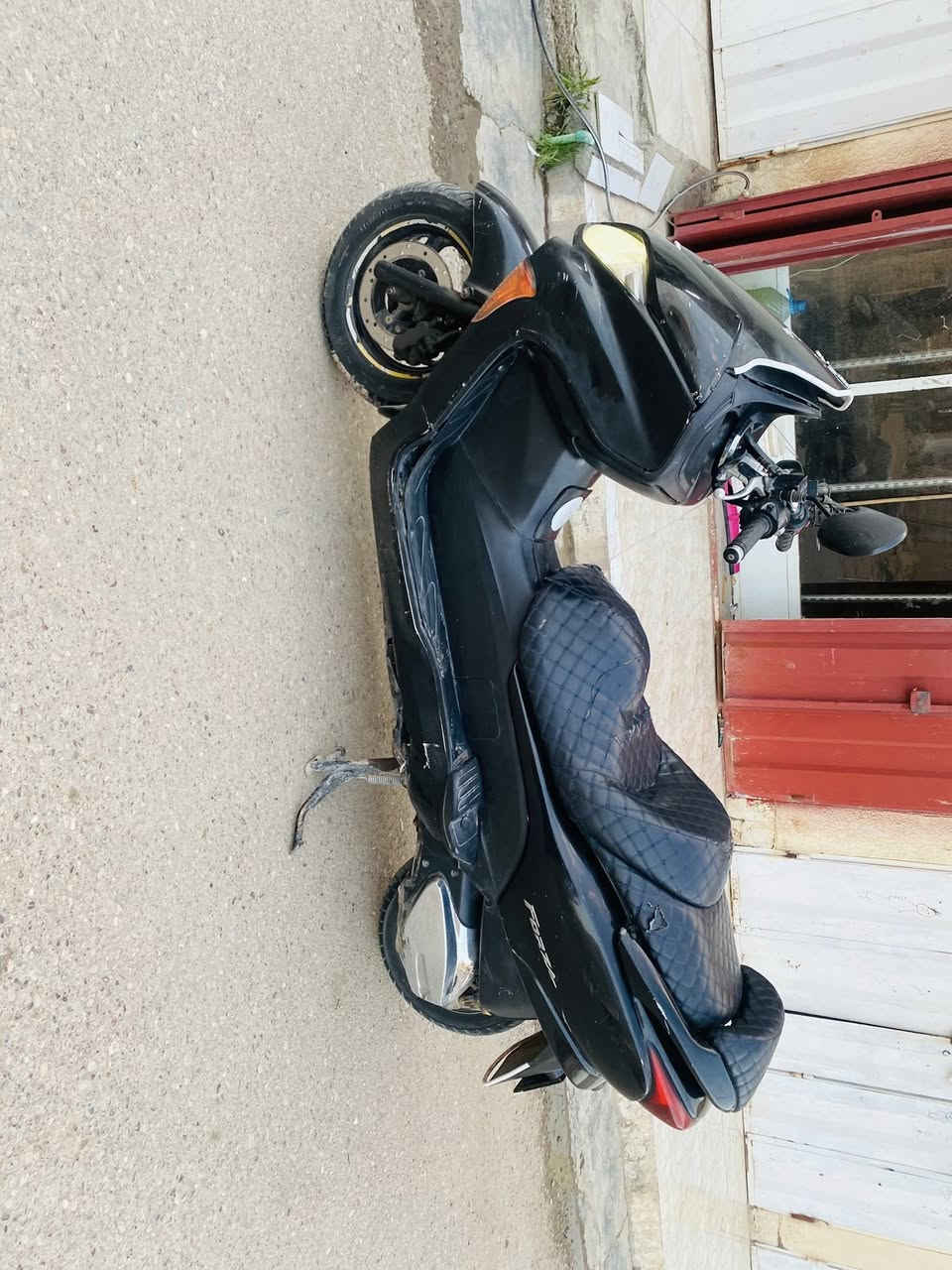 السلام وعليكم فورده صفر ٨ للبيع كامله من كلشي كهربائيات كله شغاله معلومات اكثر اتصل عل خاص ***********
