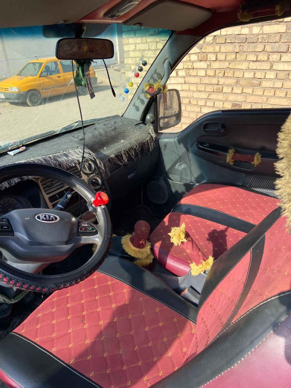 السلام عليكم كيه بنكو حمل مديل 17 مكينه تجفيت عام كشره نكدات قليله السيارة رقم انكليزي سنوه 29
السيارة مامتعوبه كير كفاله كهربائيات شغال تخم تاير رقم الشاصي واضح تبريد تدفئه العنوان العماره 
السعر ١١٥ وبيه مجال 
الرقم      ***********
