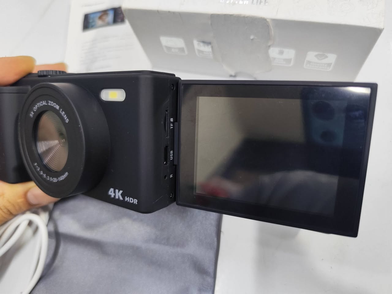 للبيع كامرة ديجيتال 4K
جديدة
كامرة ديجيتال بدقة 4K، شاشة قابلة للفتح
زوم رقمي 18X
يجي وياها فلاش و رام 64GB
سعرها 30 ومتوفر توصيل


**إذا كنت صاحب هذا الإعلان وتريد حذفه لأي سبب، رجاءا أرسل رسالة إلى الدعم الفني**