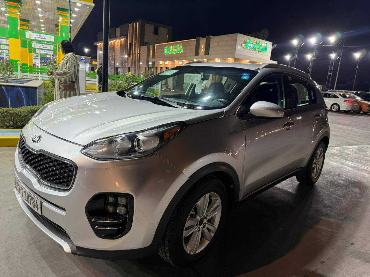 السلام عليكم سياره موديل 18 جاهزه من كل شيء اي نقص ما بيه حسب السونار حداديه جديده تبريد تدفئه شغاله كهربائيات كل شغاله ما بيها اي نقص السعر 147وبيها مجال مكاني بابل ***********
