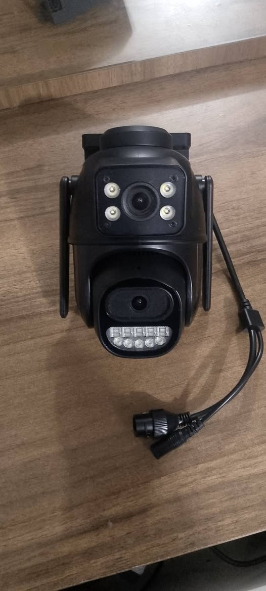 كامرة واي فاي دبل عدسه واحد متحركة وثاني ثابته
جديد غير مستعمل 
سعر 50الف
مكاني بغداد مدينه الصدر 
***********
