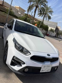 كيا سيراتو 2019 خليجي نظيفة جدا بحالة ممتازة جداً  كفالة عامة  كير ومك...