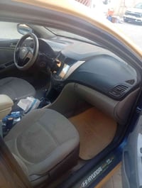 شباب اكسنت موديل 2015وراد امريكي  محرك GDi1600 سعره 89وبيه مجال اي است...