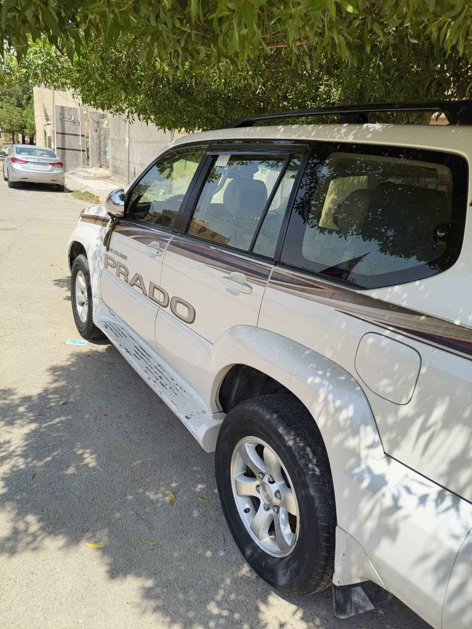 برادو موديل 2008 سته سلندر كفاله عامه من كشر ومكينه أو كير  بيه جراد قليل بيه هواي مواصفات فتحت سقف العنوان الناصريه مركز ‏‪***********‬‏
