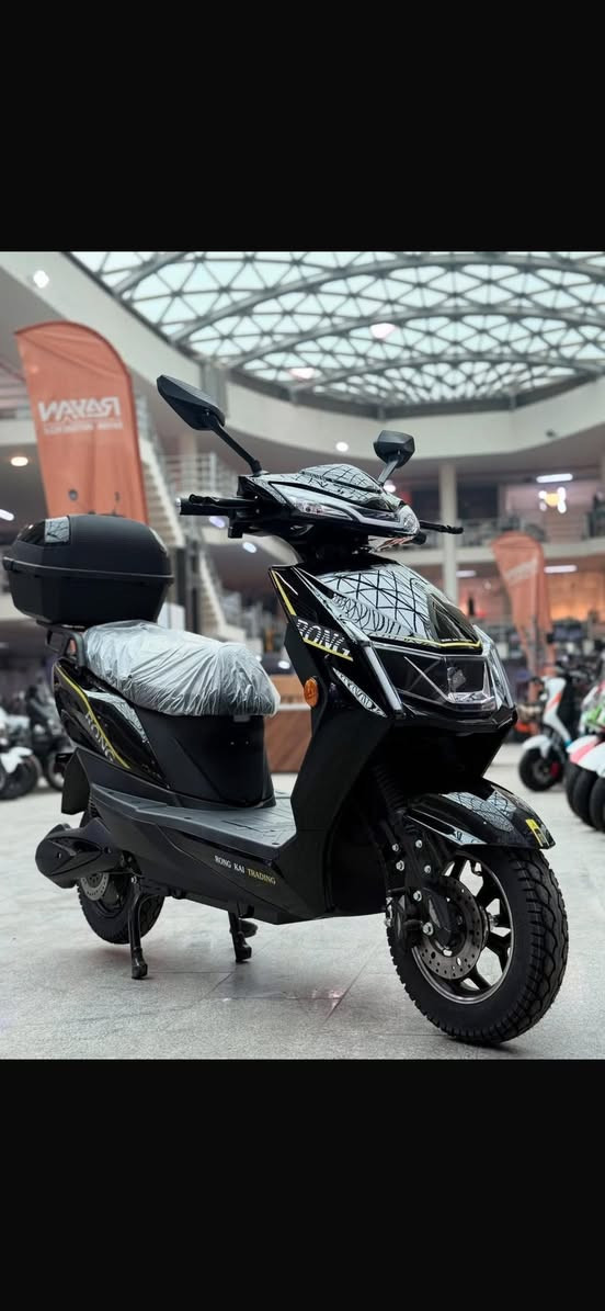 دراجه شحن للبيع من شركة Mtrدراجه نظيفه بيه ضمان سنه كامله عقل وملف وبطاريات ٦شهر وصل ضمان موجود دراجه اي شخط مابيه موصفات زلون بصمه كرت تشغيل عن بعد تكدر تربطه عله تليفون اي ستفسار عله رقم *********** سعره اني ماخذه ٩٢٥ الف سعره ٧٠٠وبيه مجال
