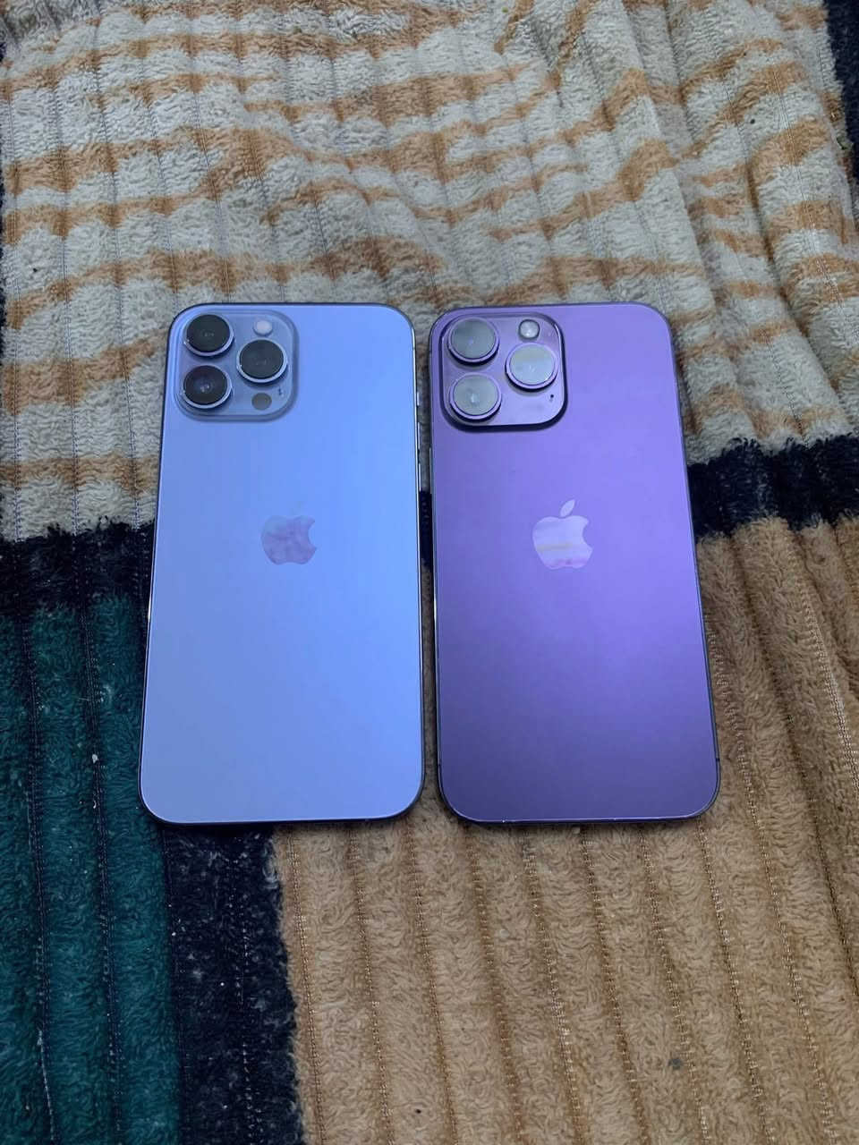 أجهزه عدد 2
الأول 14 برو ماكس 
ذاكره ٢٥٦بطاريه 84
ألون البنفسجي 
شرق اوسط AAA
كله شغال الجهاز كامرات✅اتصال✅سيمكرت✅فيس إيدي يشتغل بس مايبصم كله شغال الجهاز   
السعر 530وبي مجال 

الثاني 13برو ماكس
256 بطاريه 87كله شغال 
ألون البحري كله شغال ✅اتصال ✅سيمكرت✅فيس إيدي ✅وأي فأي ✅بدون عطل أو مشكله تجي تفحص لحد ماتمل 
النضافه 100%شاشه 3خيارات  مستبدل اصلي شرط من الشركه  وين متريد افحص 120هيرتز 
السعر 500وبي مجال بسيط مكاني بغداد مدينه الصدر يرهم مراوس ويرهمن بيع رقمي *********** واتساب
