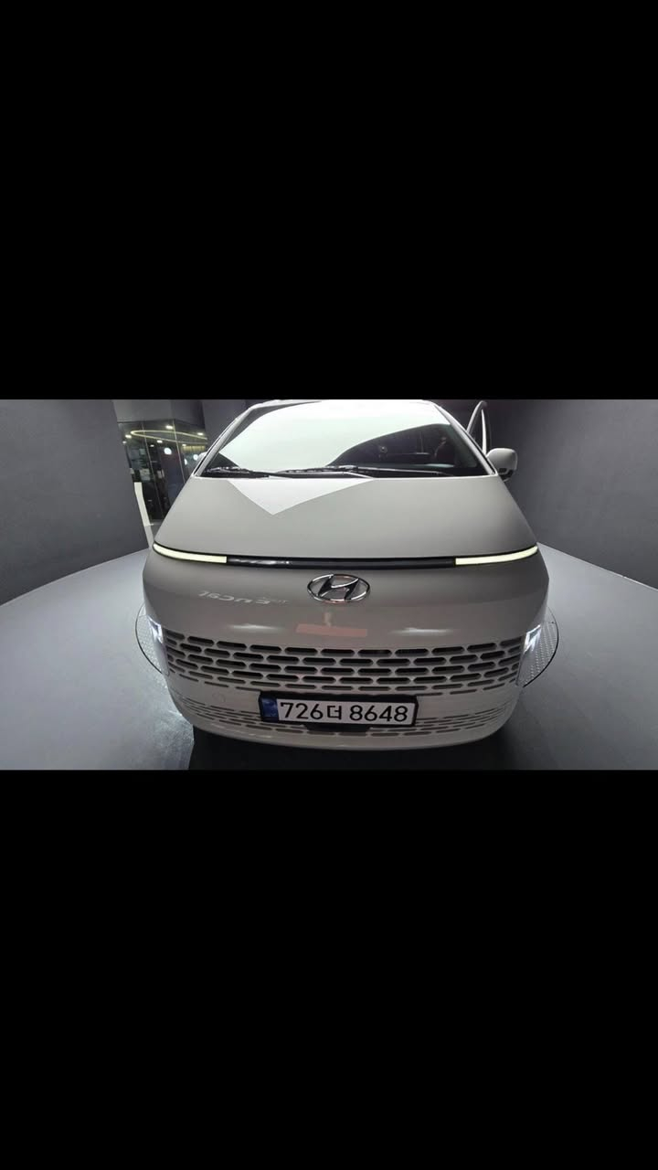 السلام عليكم ستاريا للبيع موديل 2024 دخول جديد للعراق 2026/2/22
رقم بصرة ب اسمي كفالة عامة من الصبغ والضربة والتبديل المواصفات رادار امامي حساسات لايت زنون بلاد لد امامي  ماعدى البيبان مو كهرباء ولا فتحات قفل سرعة ( 11 راكب ) ماشية 47 الف وارد كوري المكينة 4 سلندر كاز تيربو دبلو 
السعر 3 دفاتر و 10  
للاستفسار الاتصال على الرقم ***********
