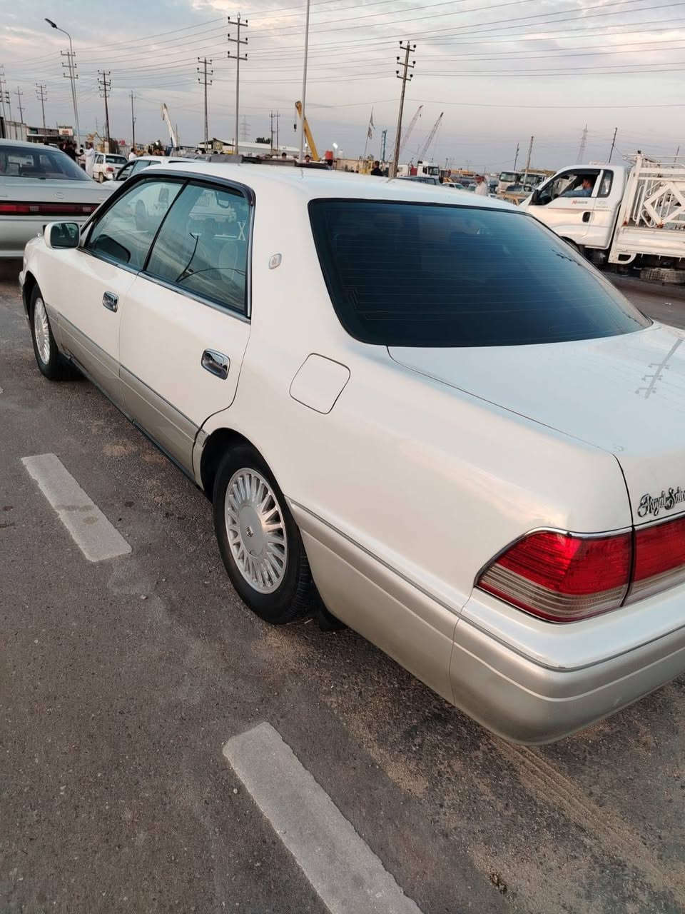 راس الثور كرستال موديل ٩٧ رقم بصره مكفوله من ضربه والنقل حداده تخم تاير سياره مسستمه دشبول بطاين جدد شاشه ايباد مسجل دماد رقم انكليزي سنويه ال٣٠ راعيهه ابن عمي يريد تحويل علمآ السياره كصة قماره فقط.. سعر ٨٣ مجال قليل مكاني بصره رقم *********** البصرة, العراق
