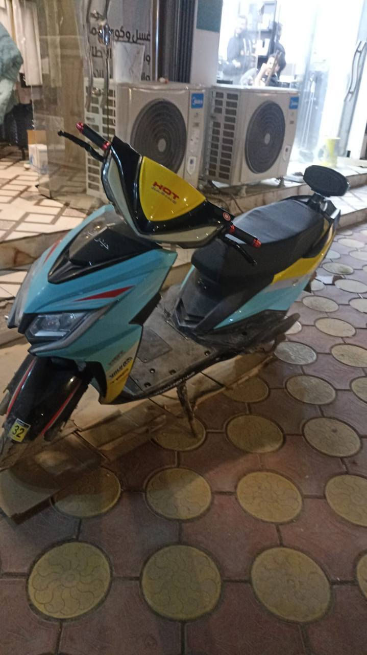 السلام عليكم 

دراجه سكنز شحن الدراجه ما بيها اي شي وما ناقصها اي شي كلشي بيها شغال بس بالمطر عطلت الجوزه مال السويج وجاي اشغلها بالبصمه ماعرف بيش تصليها بلف ب10 مادري الجديده بمليون تقريبا رايدها بسبب الجوزه 650 بيها مجال بسيط

تواصل :***********
 العنوان : البصرة- المعقل
