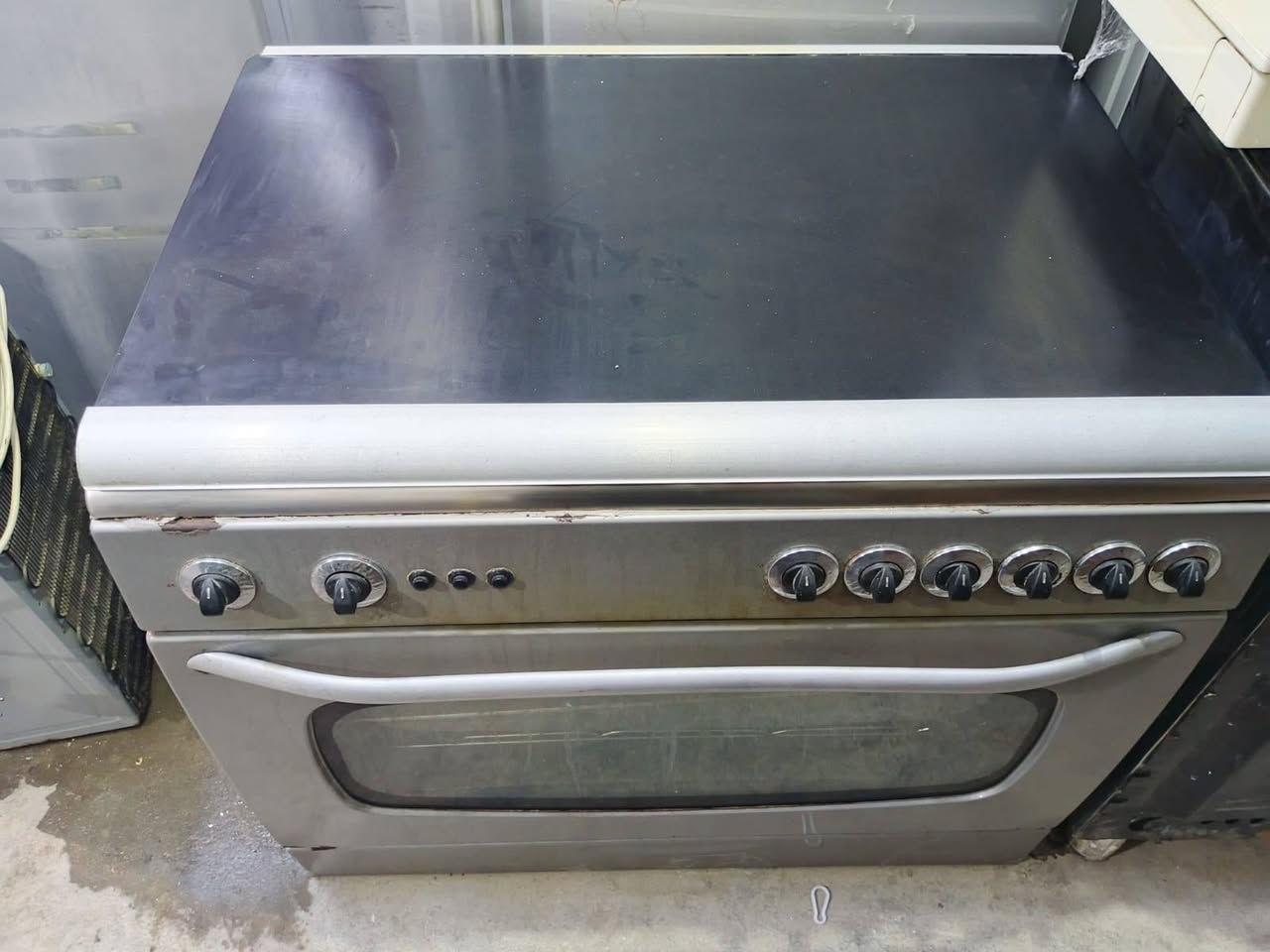 متاح غراض للبيع شرط شغل مستعجل عليهن مكاني كربلة حي المام علي تصل
***********
