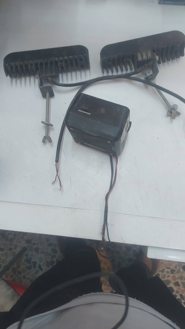 سلام عليكم 
تفصيخ  نيسان فونتيرة موديل ٢٠٢٣ 
***********
