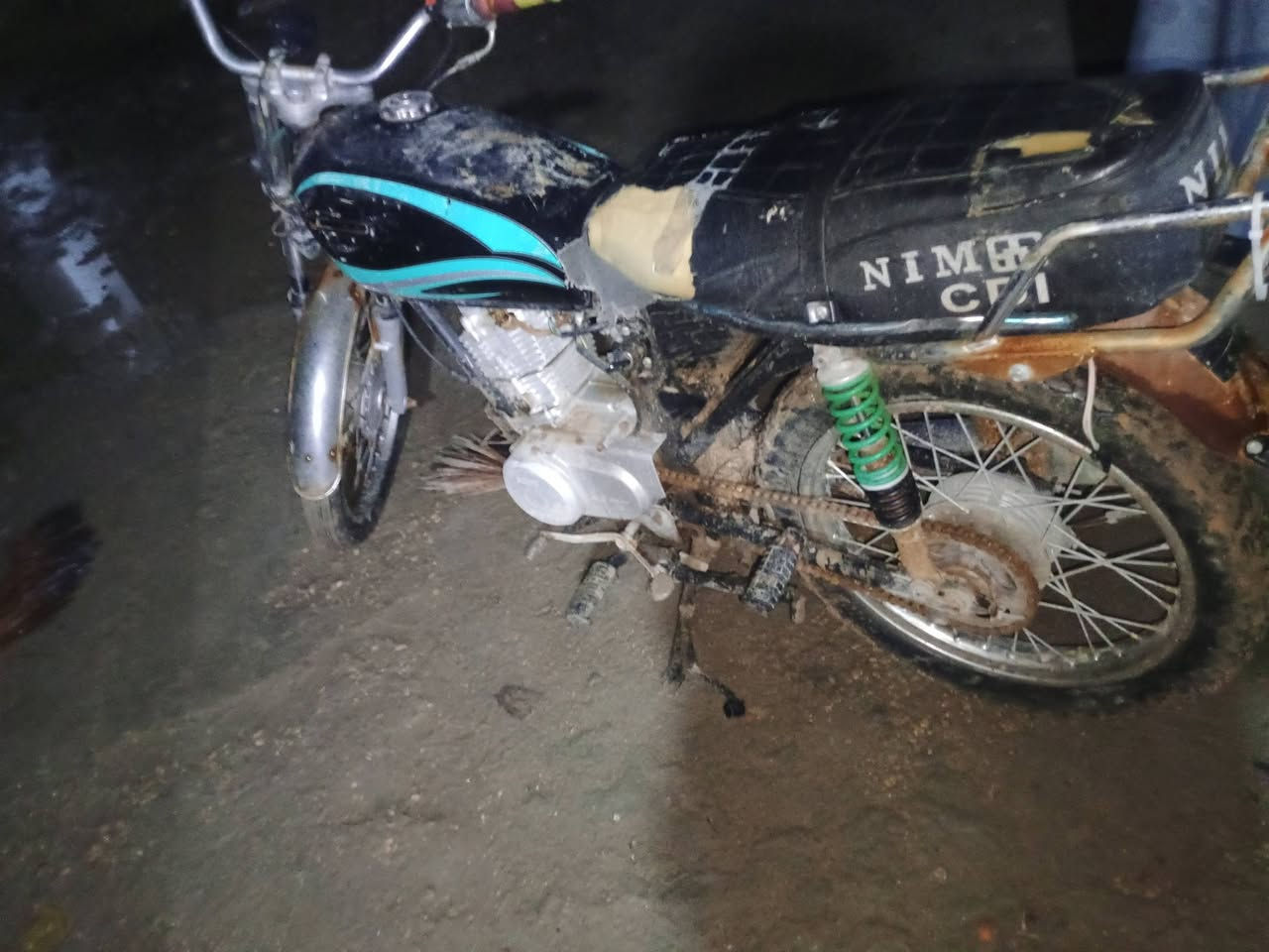 سلام عليكم دراجه البيع معوزه ترتيب يعني تانكي وكشن مكان طوريج خيرات سعر 250وبيه مجال قليل متواحد خاص وتساب الشراي يجي خاص ***********
