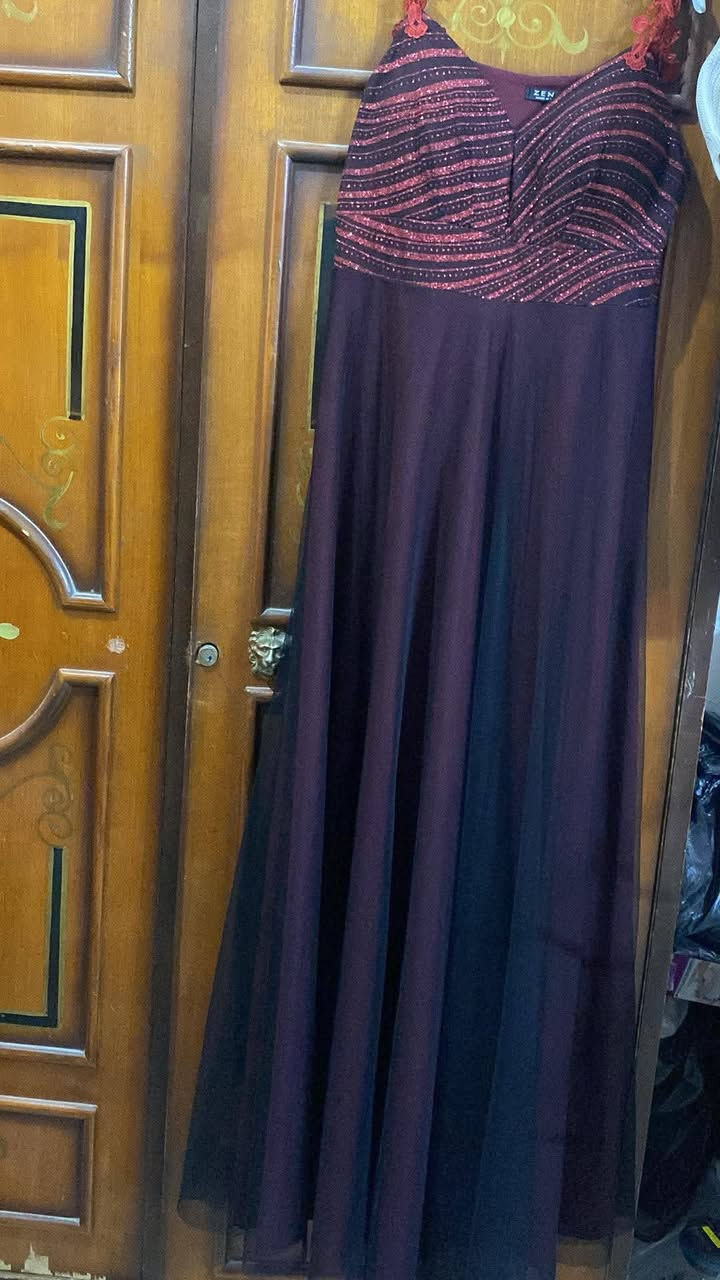 مسرحه اب 18
الاسود يلبس لي وزن 60 سعر 25 ملبوس مره 
الاخضر قياس 42 ماملبوس سعر 15
القميص يلبس وزن 55 سعر 15 
الابيض سعر 10 قياس 
البشت ماملبوس ب 18 يلبس لي وزن 55 

الدب سعر 10

جنط على 5 الوحده ثنين اب 8

الوردي اب 10

فستلن الابيض ولااخضر اب 10 يلبس لي وزن 50
فستان الماروني يلبس 45و50 ب7

 والعبايه تلبس وزن 55 ب15
 والقاط الماروني ب30


**إذا كنت صاحب هذا الإعلان وتريد حذفه لأي سبب، رجاءا أرسل رسالة إلى الدعم الفني**