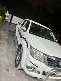 هايلوكس ٢٠١٤ • اوتوماتيك • ماشيه ٢٥١الف