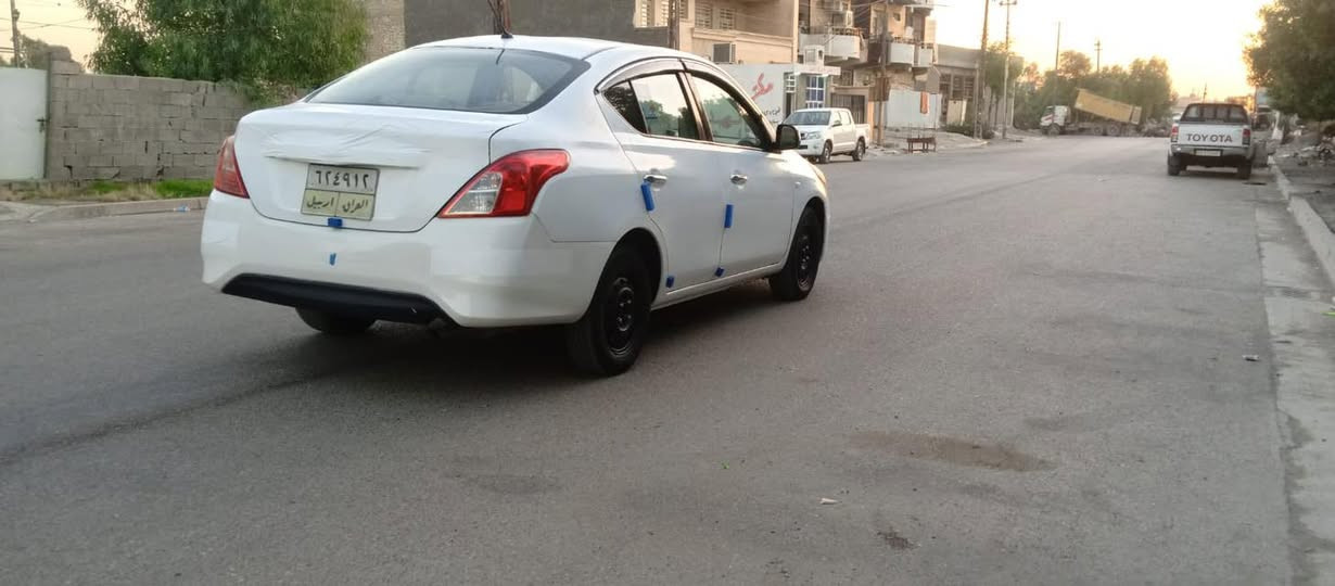 سلام عليكم نيسان سني موديل ٢٠٢٠ رقم اربيل تحويل مباشر سعرهه ٧٥ وبيهه مجال بسيط بيهه ٥ قطع صبغ جاملخ خلفي مبدل مكان سيارة بغداد استفسار ***********
