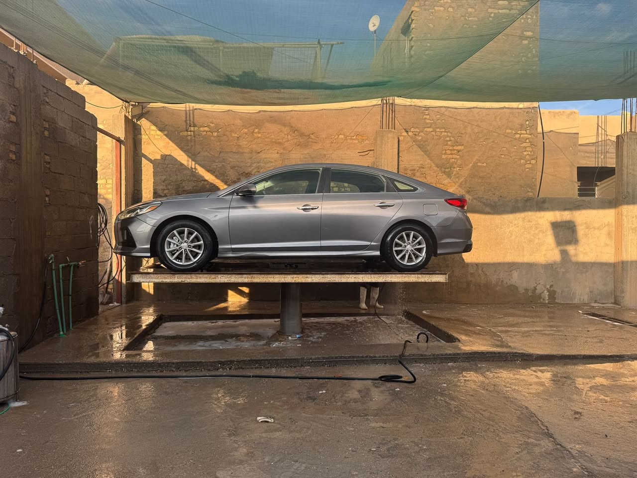 السلام عليكم                                                                       

سوناتا ٢٠١٨ وارد امريكي حادثه وصورة السونار موجوده بالمنشور
مكينه GDi مكفوله هيه والگير والسياره مابيه نقص برغي دوشمه ارضيه جلد وسفاري هم سياره تحكم ستيرن فول ٣ وضعيات قياده حساسات بالمري كامره خلفيه تحسس جانبي 
سعره ١٣٠ وبيه مجال وترهم مراوس باوبتيما ٢٠١٩ او ٢٠٢٠
العنوان واسط 
***********
***********
