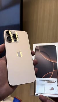 آيفون 16 برو ماكس • ٢٥٦ • ضمان الماستر