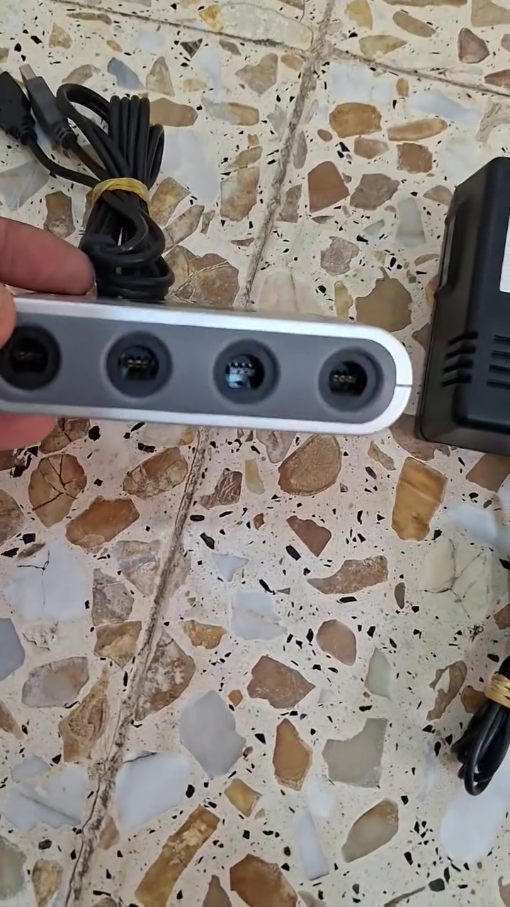 سلام عليكم
محولة سيكا
محولة نيتندو
تقسيم جوستكات
القطعة ب ٥٠٠٠
مكاني النجف يوجد توصي


**إذا كنت صاحب هذا الإعلان وتريد حذفه لأي سبب، رجاءا أرسل رسالة إلى الدعم الفني**