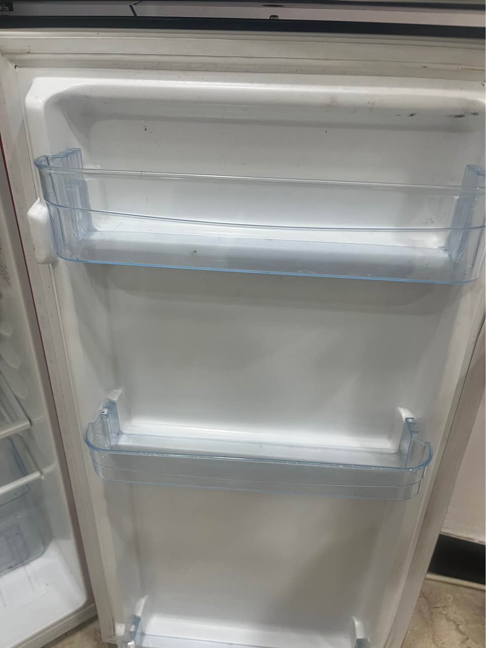 السلام عليكم ثلاجه جديده حجم 14 تجميده كلش زين سعره 225 وبيه مجال للبيع العنوان حي المعلمين الجديد اتواصل ع واتساب رقم *********** عمارة, ميسان
