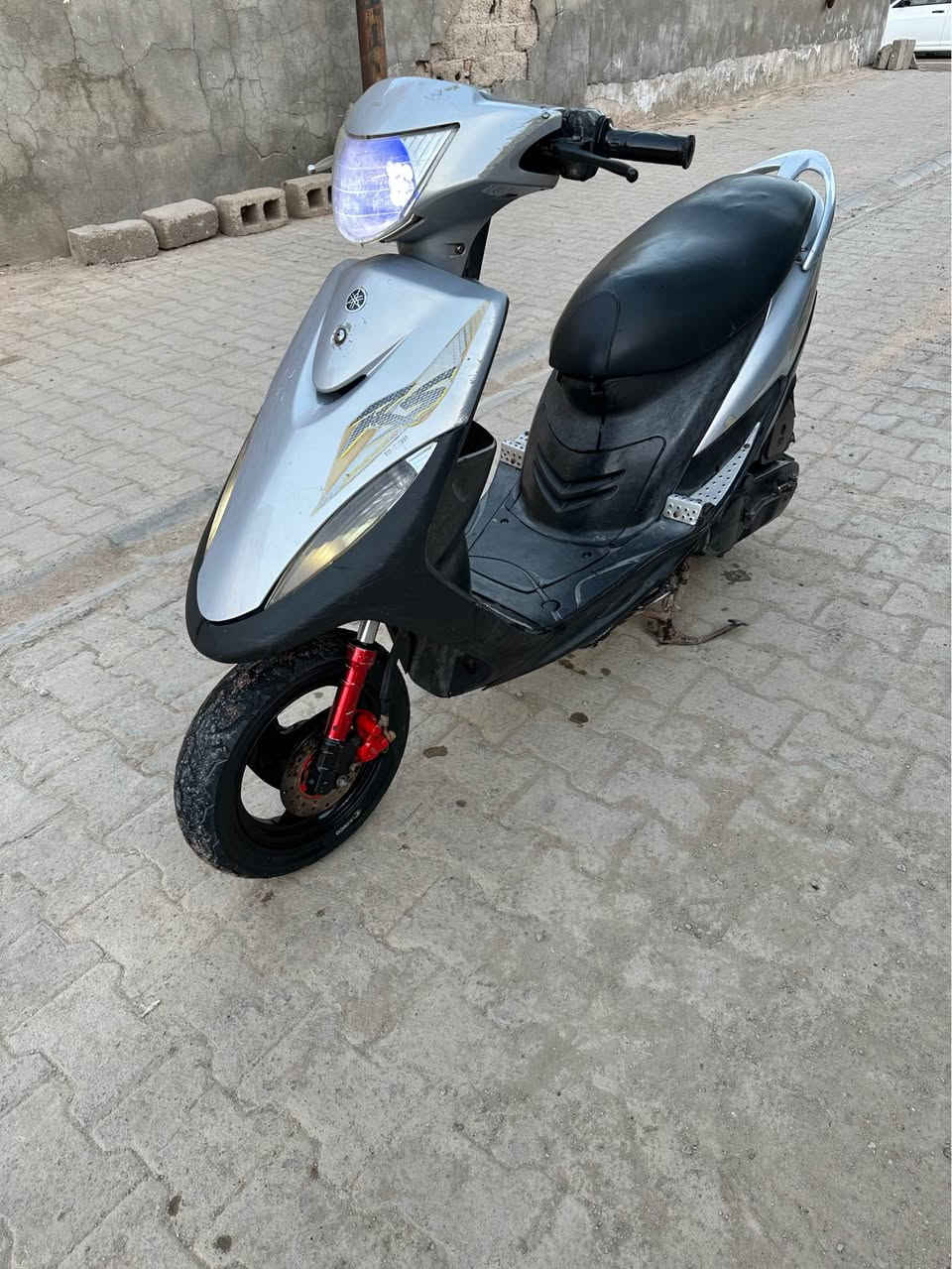 للبيع ماكس عدله كفاله  حاويه دراجه ع وضع البلاد  بوشه بلاد 49 ختم واحد ويه المحرك كله كلشي بلاد سلف هندر كهربائيات  كله شغاله السعر 700 وبيه مجال لشراي رقم الهاتف *********** مكان بصره القرنة, البصرة
