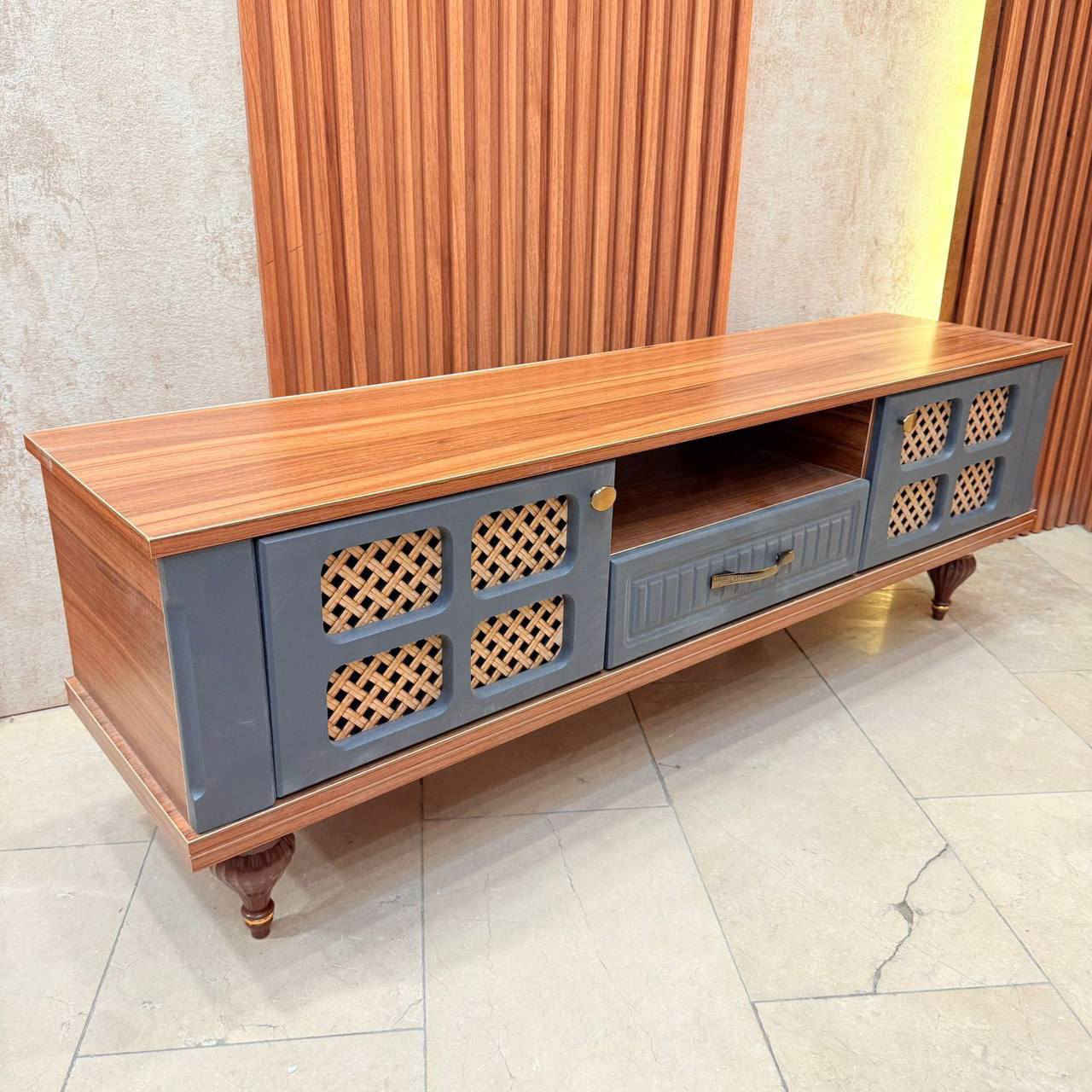 ميز بلازما 140 سم
ارتفاع 50 سم 

عمق 35 سم


**إذا كنت صاحب هذا الإعلان وتريد حذفه لأي سبب، رجاءا أرسل رسالة إلى الدعم الفني**