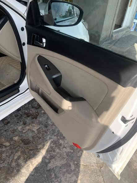 للبيع فقط 
السلام عليكم 
للبيع اوبتما 2016 خليجي 
الفئه GTLin جيتي لاين
محرك 2400 DOHC دوش 
شرط تحويل موكاله
ضررها بيها بارد موضح 
وياها سونار  
وبيها الجاملغات الوره محكوكات واثناء التعديل والصبغ 
صار رشات ع بوب ف سويتلها توحيد لوون فقط لا ضررر ولا شي وشرط الشاصي شخط مابي 
مواصفات 
شاشه كبيره 
ترحيب عند الاقتراب 
مري شفط
لد زنون عالي ناصي 
حاساس امامي خلفي 
ECO
تحكمات ستيرن
مثبت سرعه
فتحت سقف بنوروما 
شفتات ستيرن
سياره شرط محرك وكير شركه 
تبريد قطعتين
تدفئه
ويل كروم 
السعر 135 وبيها مجال للشراي
مكاني/بغداد-المحموديه-ناحيه الرشيد 
هـ: ***********
هـ: *********** بي واتساب
***********.  ==
