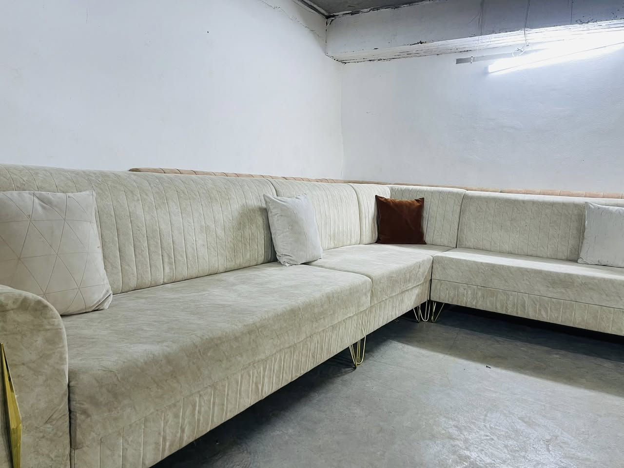 L
بەناوی خوای گەورە هاتینەوە بە ئێڵێکی 
15نەفەری دەست کرد دیزاینی کۆمپیتەری
قاچەکانی ئاسنە زۆر تۆکمەو شتێکی جوانە 
ژم0775.795.6125


**إذا كنت صاحب هذا الإعلان وتريد حذفه لأي سبب، رجاءا أرسل رسالة إلى الدعم الفني**