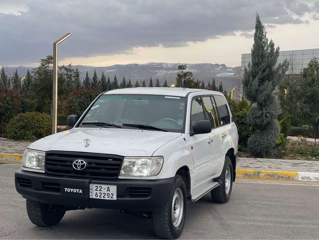 توێتا مۆنیکا ٢٠٠٢ 
فول عادی دەبڵ سپێر
پێش تەبەڵە 
حیزام بەس سەقفی بۆیاخ نییە
سەیارەکە هەمو شتێکی مەزبوتە
 گێڕ مەکینە ئەکسل دەبڵ ئەکسل 
سەنەوی تا ٢٠٣٠ تازەیە 
تەحویل و شانسی بەشەرت  
شانی سەکنی و پێشی پێوەیەتی 
نرخی/١٠٥ 
ژ:م/
*********** السليمانية, العراق
