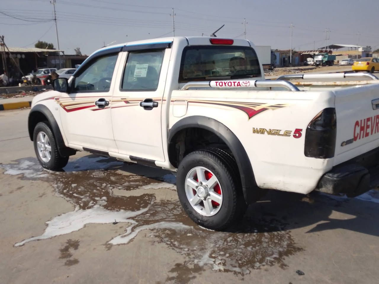 للبيع شوفر ليت لوف موديل 2005 مزاد وزاره الداخليه مكينه وكير فيفتي سياره جاهزة مابيه كل نقص سعره 45ورقه وبيه مجال مكان ناصريه الرفاعي ***********
