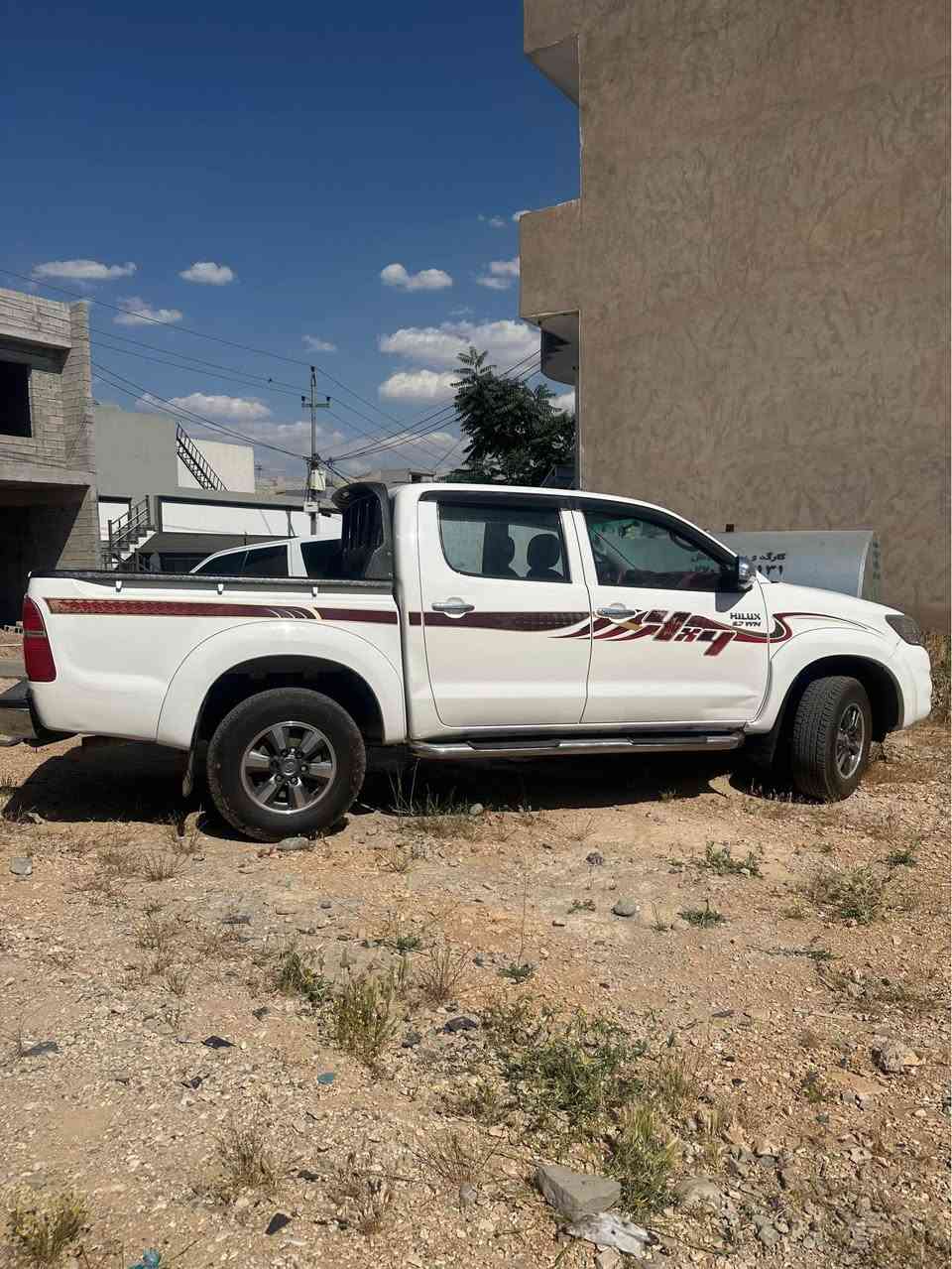 Toyotaمه رزييه ده بل ئه كسل 2012بي بوياخ يه ك په له ساردي هه يه وه ك شه ريكه وايه هه مو گياني به شه رت گيرومه كينه نه كراوه ته وه جوارتايه و ويلي لوك به ناوي خومه وه يه تا٢٠٣١تازه يه ته حويل خه رامه هه موكياني به شه رت زور نازداره ماشه الله زژماره*********** السليمانية, العراق
