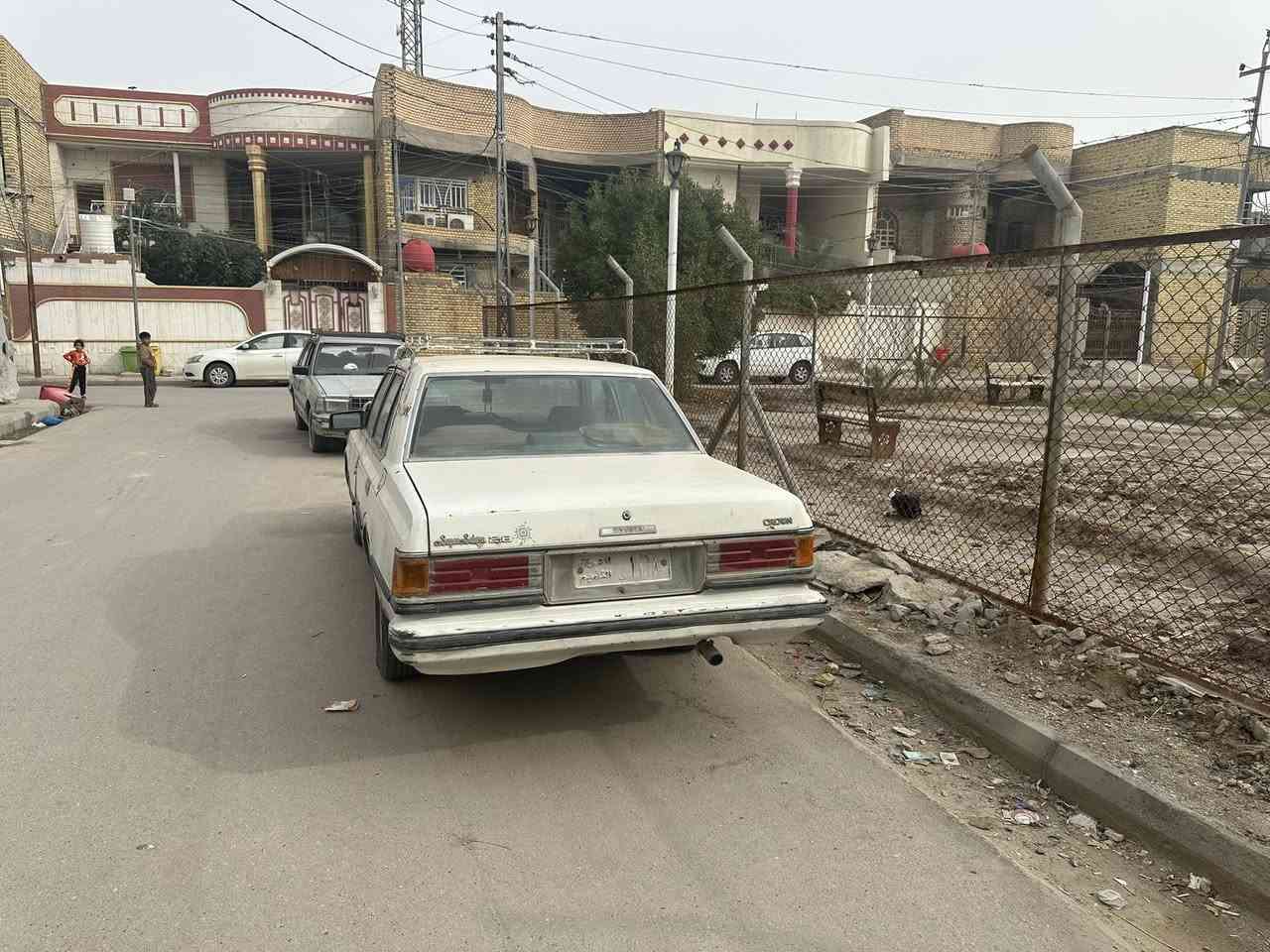 سوبر 82للبيع السعر 12 ورقه السياره تشتغل بس كوم حديد وكاله جاهزه
رقم التلفون ***********
