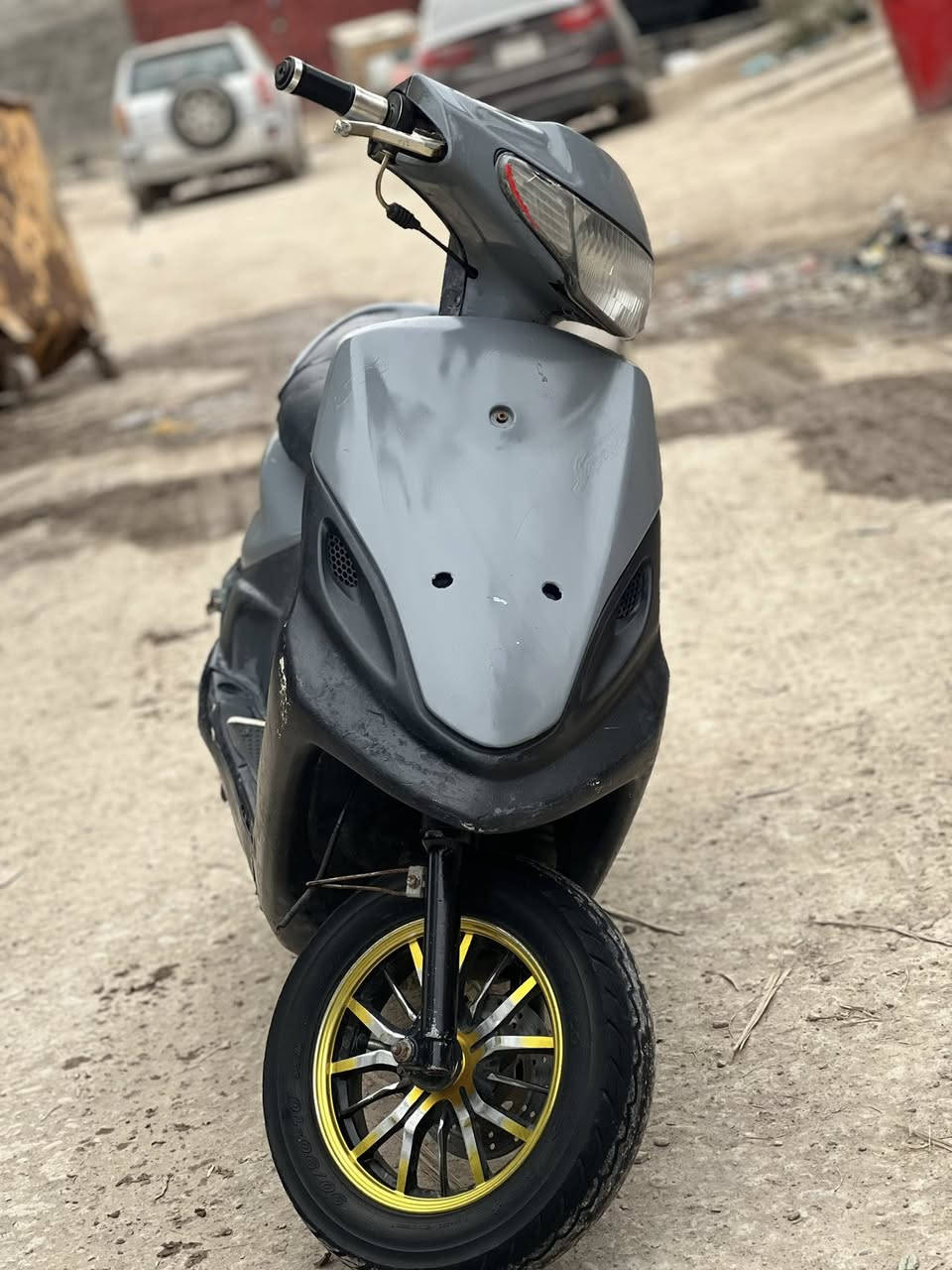 السلام ماكس قجمه او قرده ((مفتوحه))كامل مابيه نقص اي شي غير سلف الايت دبلات كزوز رياضي نهضه حلوه 
مكاني / بصره القرنه
رقمي / ***********
السعر / 325وبي مجال
