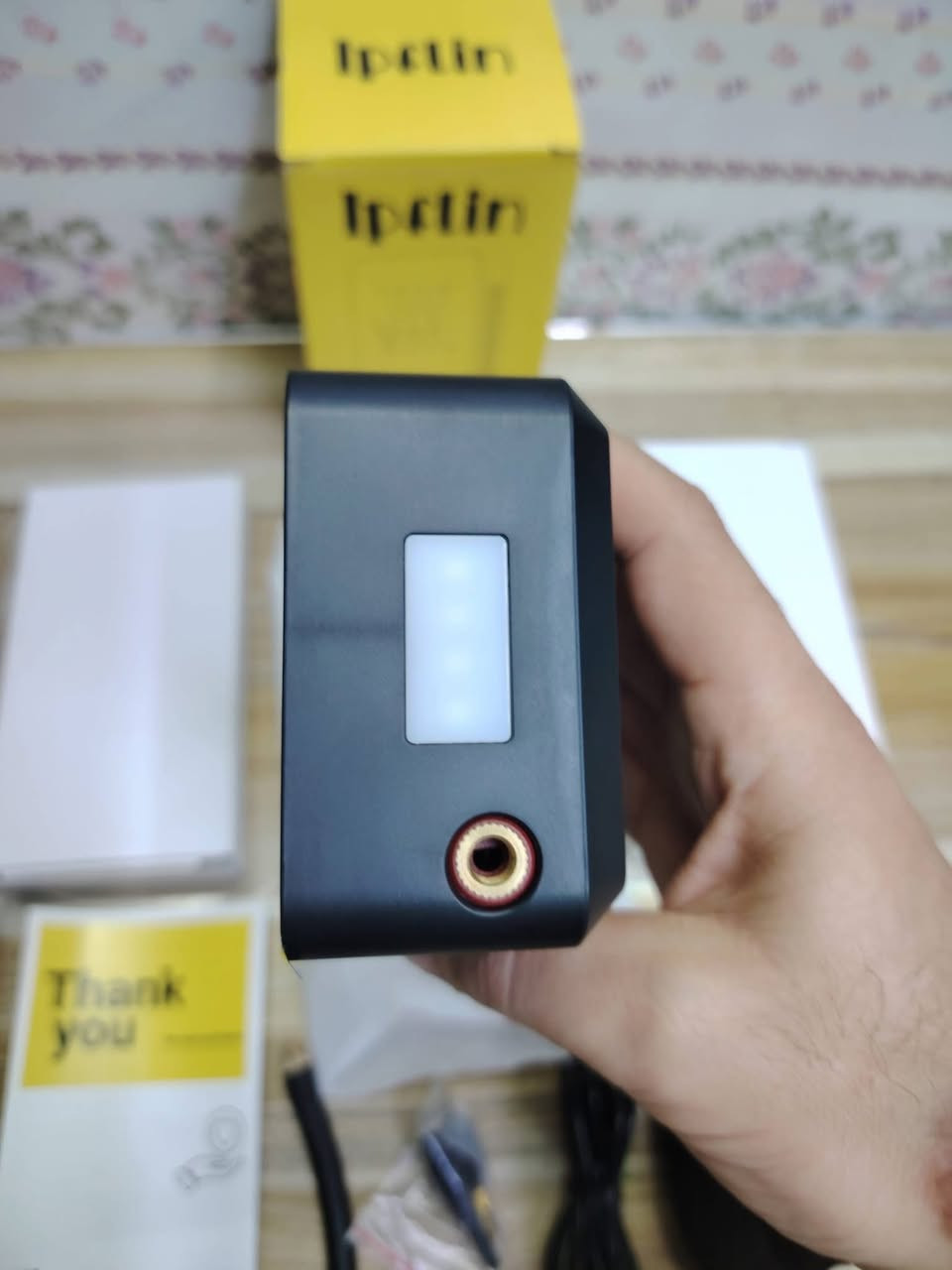 منفاخ إطارات ماركة إيبفلين اللاسلكي شحن - مضخة هواء كهربائية مع شاحن طوارئ محمولة للسيارات و للدراجات الهوائية 150 رطل لكل بوصة مربعة مع شاشة عرض رقمية، ملحقات إطارات قابلة لإعادة الشحن للسيارات والدراجات النارية مع مقياس ضغط وضوء LED. موضح بالصور 
السعر 25 الف


**إذا كنت صاحب هذا الإعلان وتريد حذفه لأي سبب، رجاءا أرسل رسالة إلى الدعم الفني**