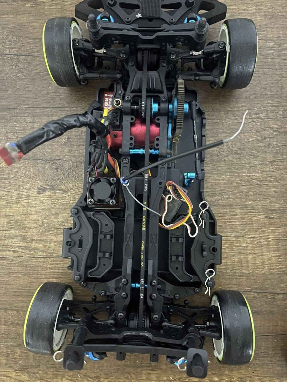 سلام عليكم
شاصي redcat thunder كامل الكترونيات و ريموت ويا، بدون كفر عقل و ماطور برشلس سياره دفع رباعي نظام قايش مستخدم نظيف .


**إذا كنت صاحب هذا الإعلان وتريد حذفه لأي سبب، رجاءا أرسل رسالة إلى الدعم الفني**